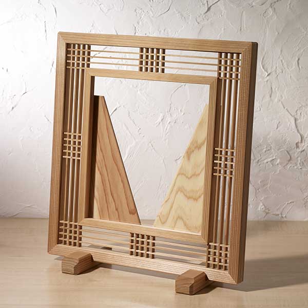 Maison de Noël en récup' de bâtonnets en bois {Activité} - Maman Sur Le Fil