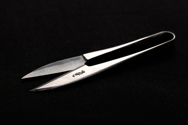 Thread Clippers - 10.5cm, Ubukeya, Includes deerskin cover
