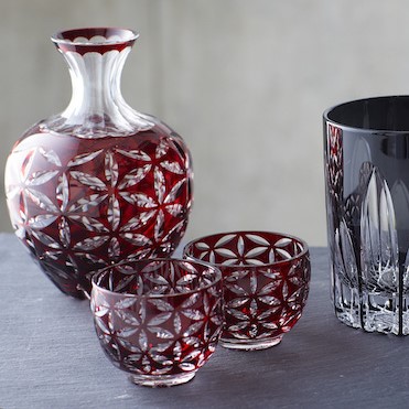 Edo Kiriko, glass, Guinomi, Asa no Ha, kurenai, deep red, Ø 5.0 × H 5.0 cm, Hanasho,hemp leaf, sake, traditional crafts, handmade, souvenir, gift, oder-made