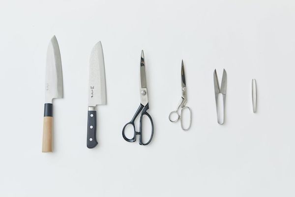 Thread Clippers - 10.5cm, Ubukeya, Includes deerskin cover