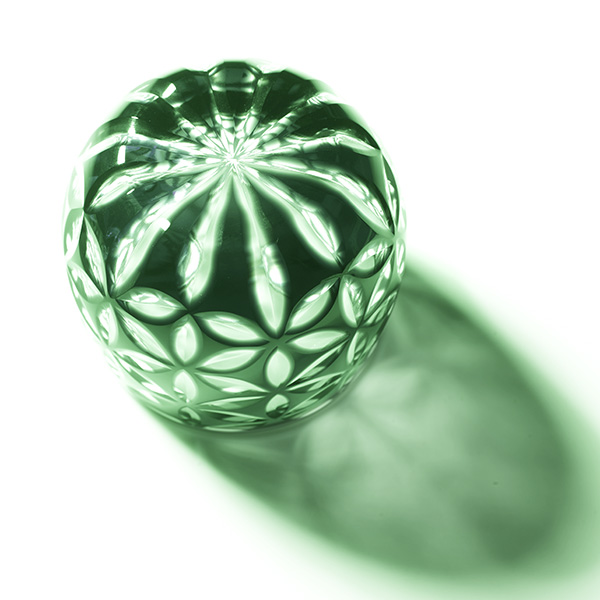 Edo Kiriko, glass, Guinomi, Asa no Ha, green, Ø 5.0 × H 5.0 cm, Hanasho, hemp leaf, sake, traditional crafts, handmade, souvenir, gift, oder-made