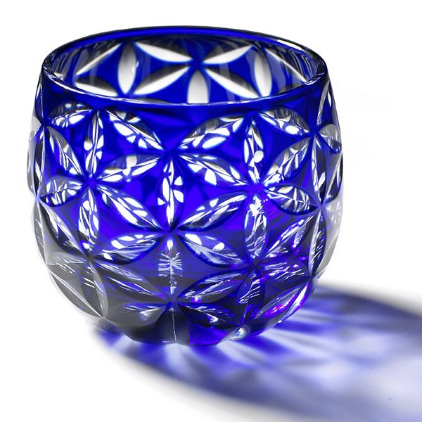 Edo Kiriko, glass, Guinomi, Asa no Ha, lapis lazuli, blue,Ø 5.0 × H 5.0 cm, Hanasho, hemp leaf, sake, traditional crafts, handmade, souvenir, gift, oder-made