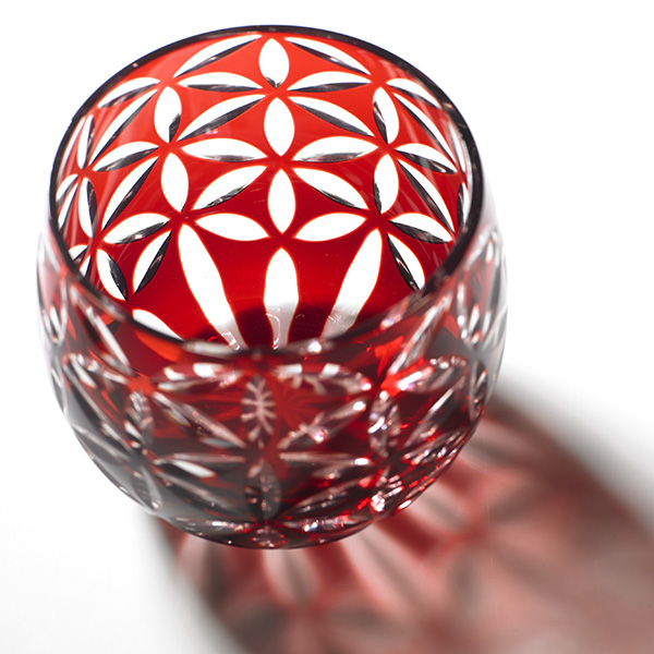 Edo Kiriko, glass, Guinomi, Asa no Ha, kurenai, deep red, Ø 5.0 × H 5.0 cm, Hanasho,hemp leaf, sake, traditional crafts, handmade, souvenir, gift, oder-made