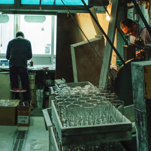 Suna-Kiriko Glassware: Hokusai, The Great Wave, Sake Glass 115ml, GLASS-LAB 