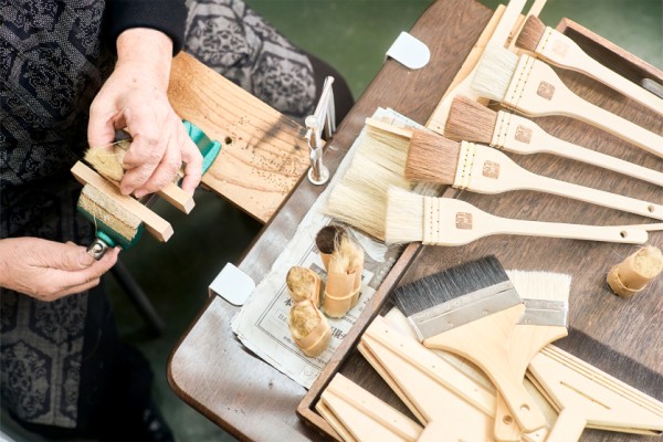 Cooking brush set — (1) For eggs & butter (large), (2) For eggs & butter (medium), (3) For eggs & butter (small), (4) For sauces, (5) For eggs & butter