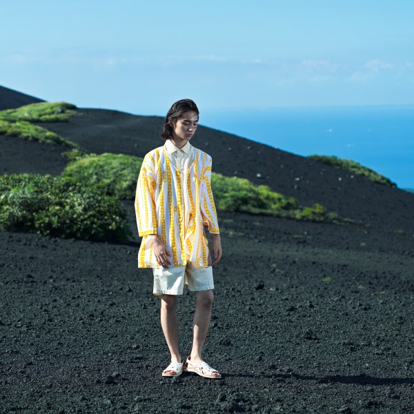 CHINESE STRIPE (yellow) - Chinese stripe pattern, Tewsen shirt, wazarashi material, traditional loose-fitting style, unisex	